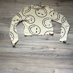 H&M Cream and Black Long Sleeve Tee